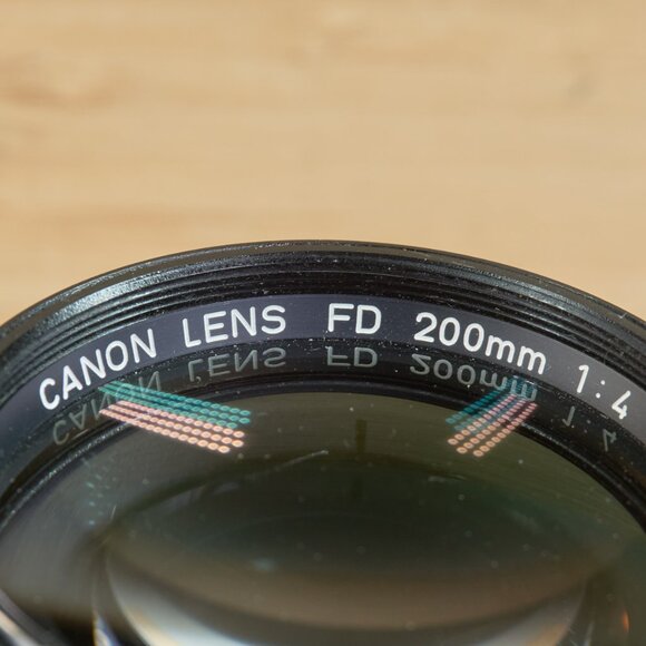 Canon FD 200mm f/4 Telephoto Manual Focus Lens / SLR Camera Lens / FD Mount - Picture 4 of 5